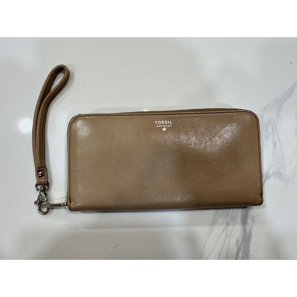 Fossil Cow Leather Zip Around Accordion Wallet Wristlet Clutch Carmel 8x4